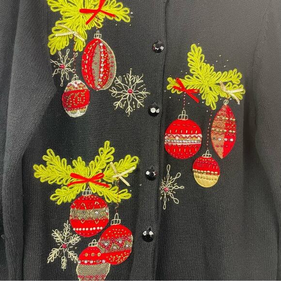 Holiday Black Sweater Festive Ornaments Christmas Sweater Vintage Large - Picture 8 of 8